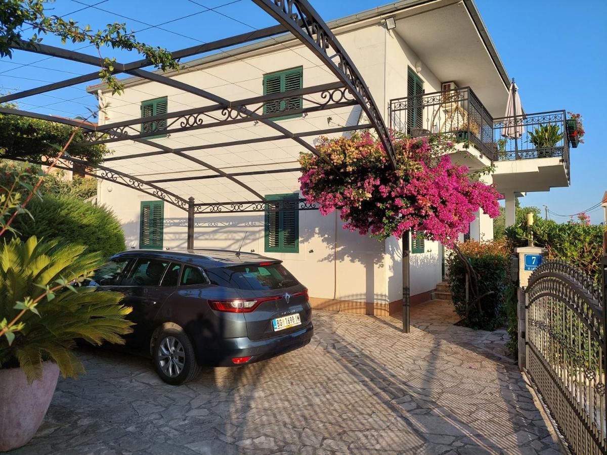 Kjara Apartments Tivat Exterior photo