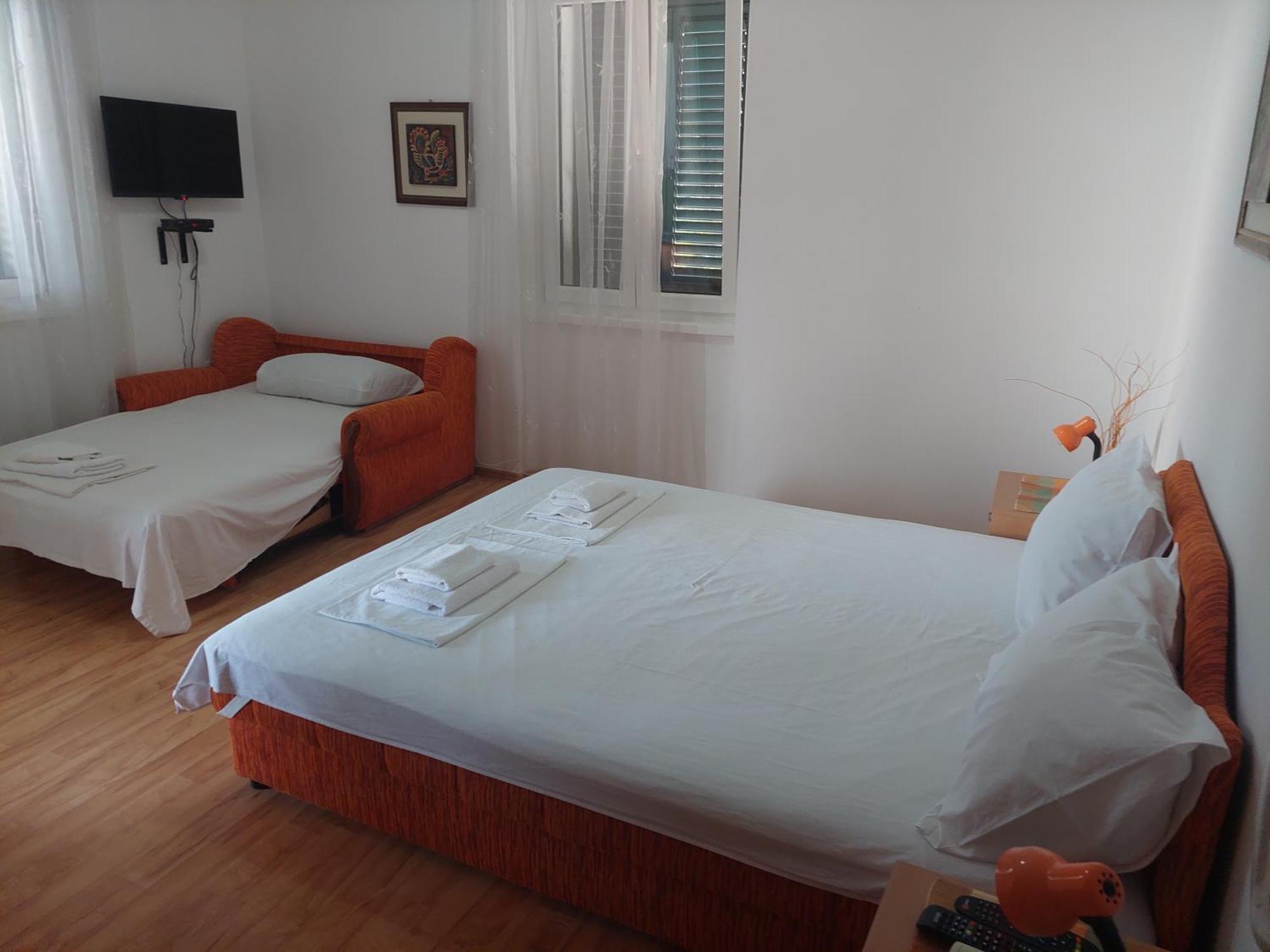 Kjara Apartments Tivat Exterior photo